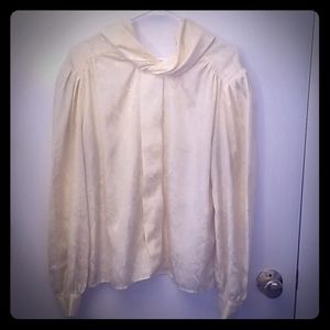 4/$25 Alexandria size 12 women blouse